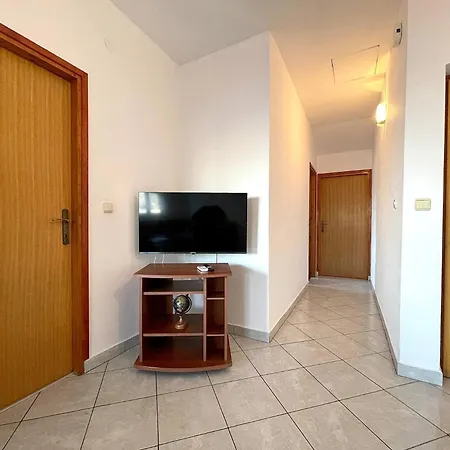 Apartments Capic Z Baska  Exterior photo