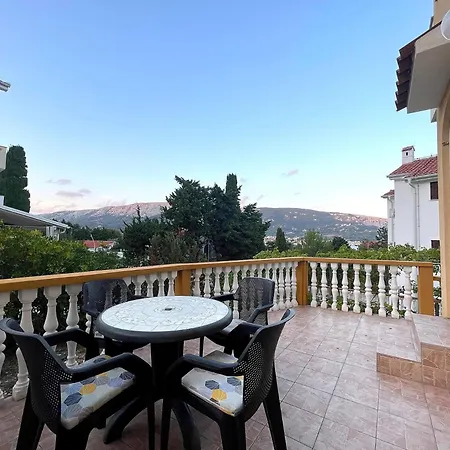 Apartments Capic Z Baska  Exterior photo
