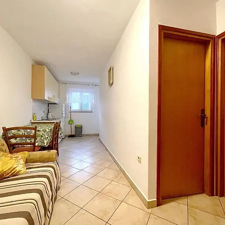 Apartments Capic Z Baska  Exterior photo